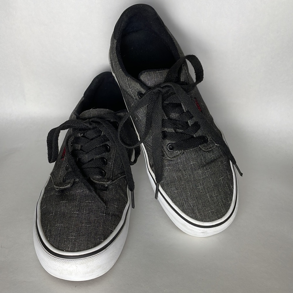 VANS•DARK GRAY CANVAS•MENS 8 / WOMENS 9.5